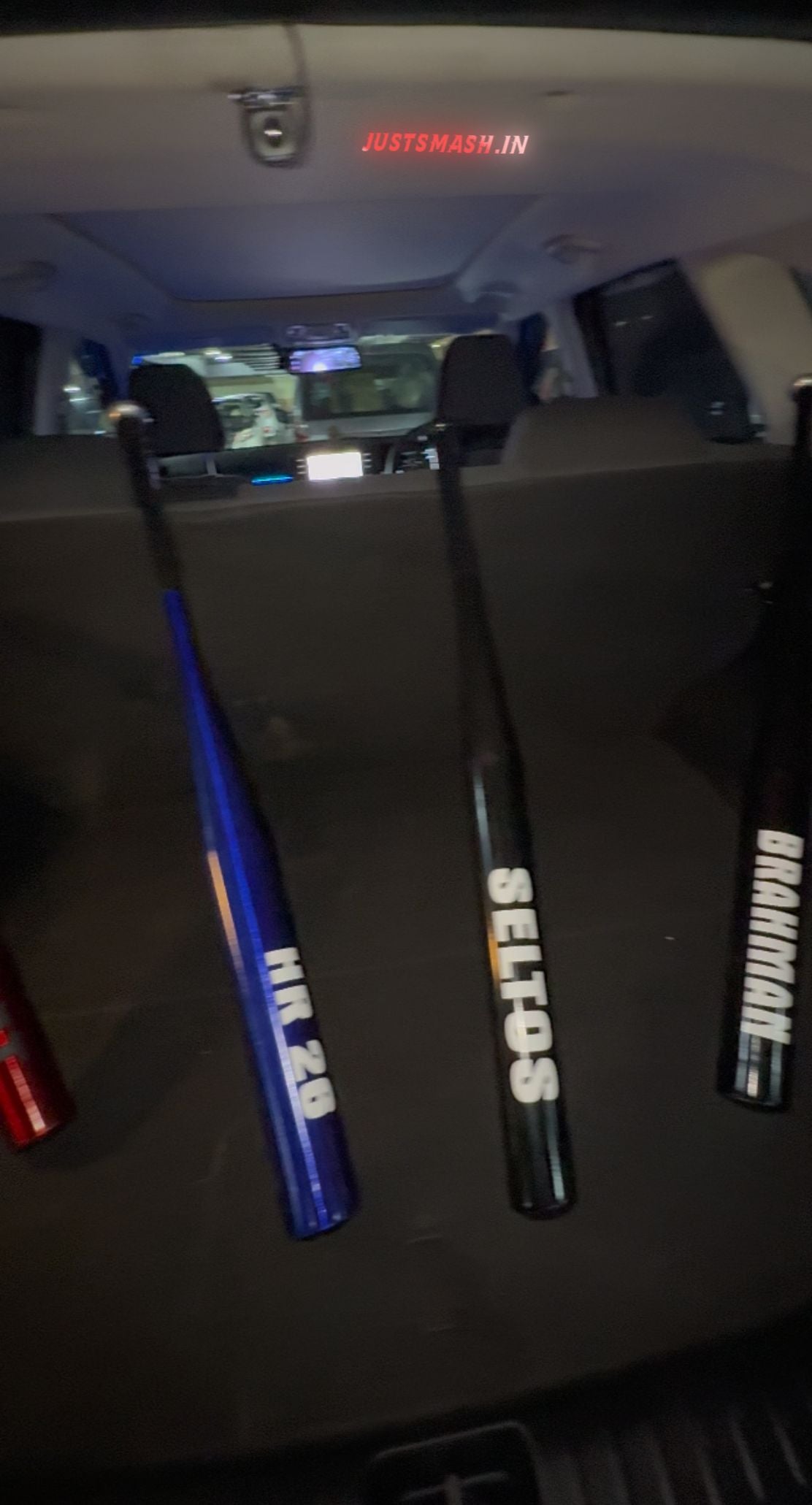 JUSTSMASH bat
